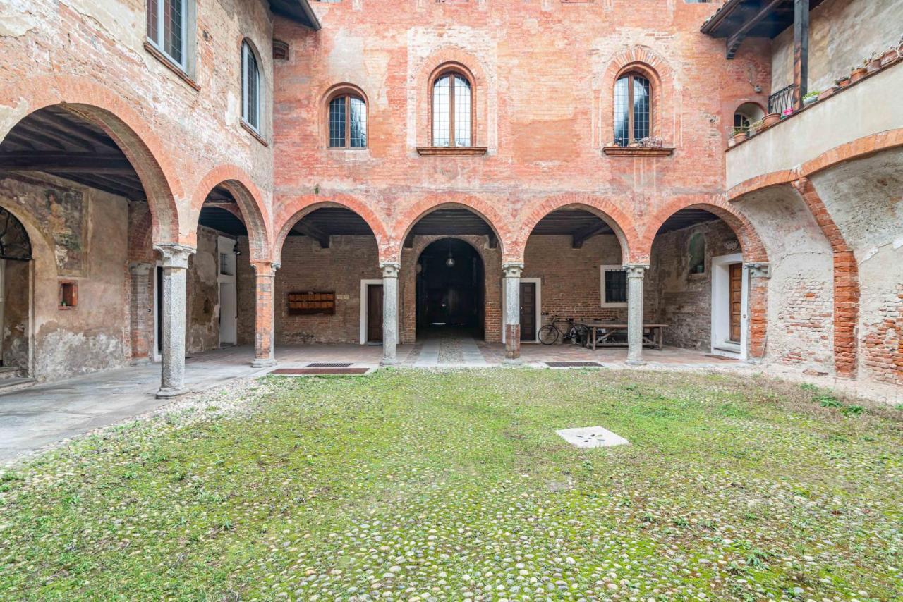 House Of Foscolo - Palazzo Cornazzani - By Host4U Apartment Pavia Ngoại thất bức ảnh