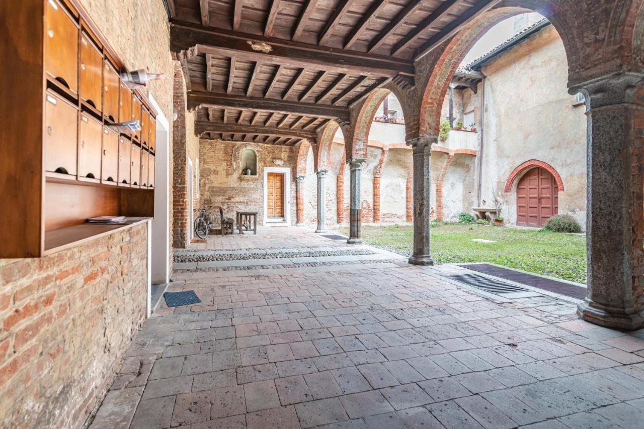 House Of Foscolo - Palazzo Cornazzani - By Host4U Apartment Pavia Ngoại thất bức ảnh