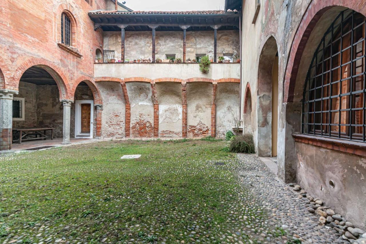House Of Foscolo - Palazzo Cornazzani - By Host4U Apartment Pavia Ngoại thất bức ảnh