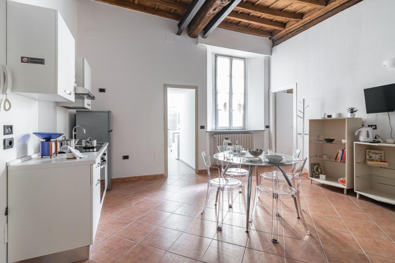House Of Foscolo - Palazzo Cornazzani - By Host4U Apartment Pavia Ngoại thất bức ảnh